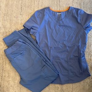 Women’s Scrub Set Cherokee and Scrubstar Size Small Medium Ciel Blue